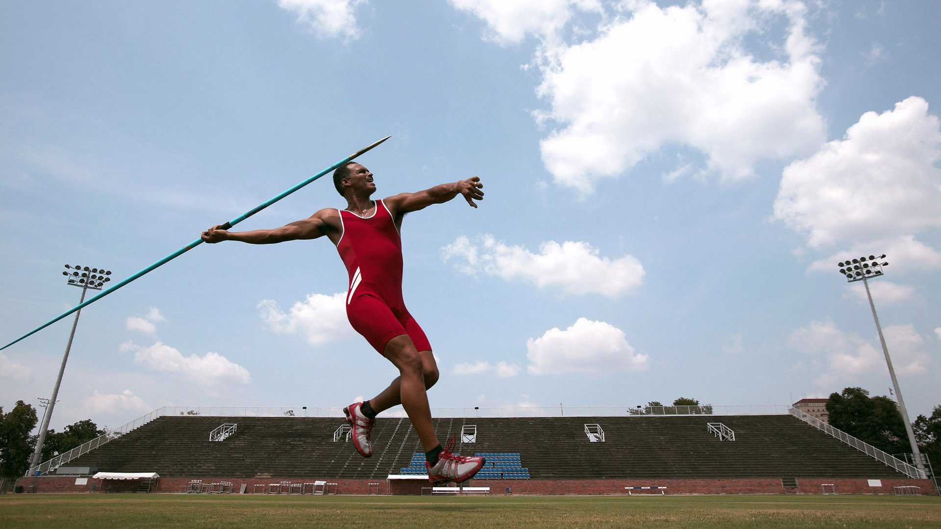 爱游戏大厅-史密斯决赛发挥稳定赢得认可，史密斯去哪个队了